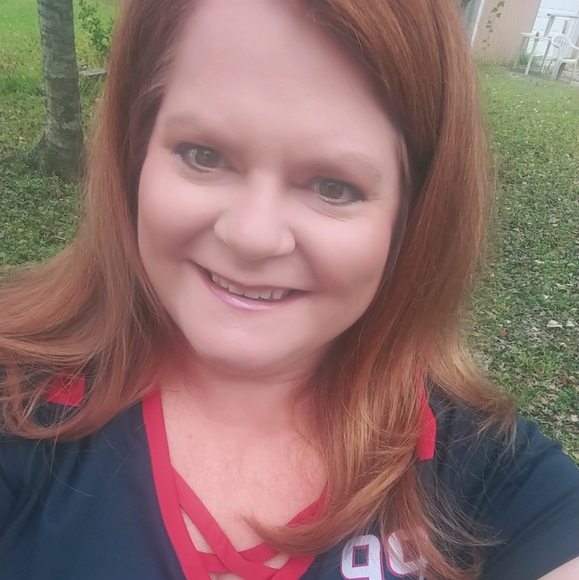 Meet your Posher, Deana - Picture 1 of 1